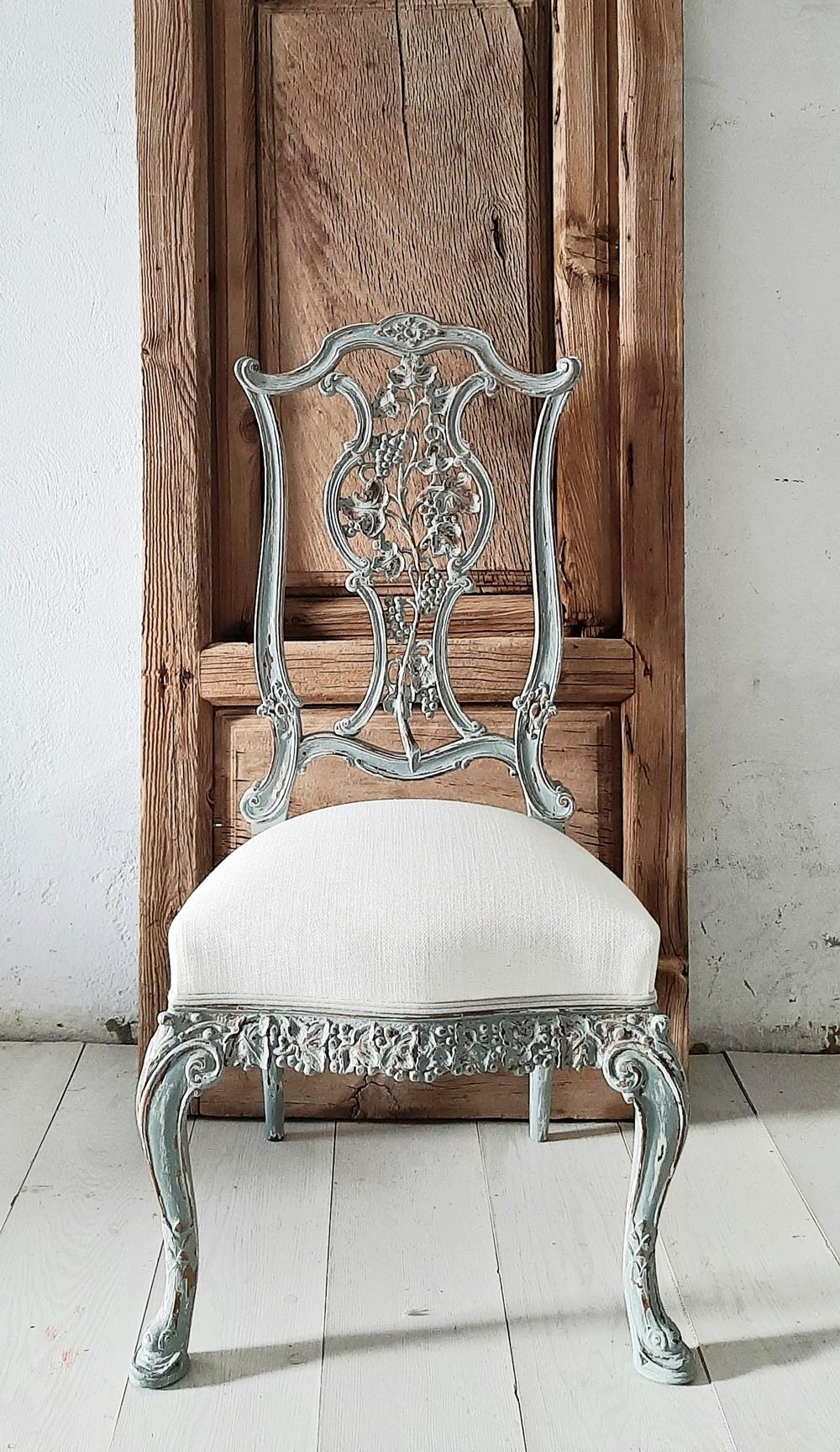 Silla vintage en gris verdoso decapado | Bohemian and chic